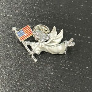 Angel with American Flag Pin
